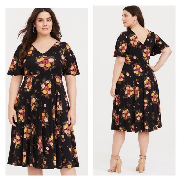 TORRID Black Floral Short Sleeve Flutter Sleeve Midi Dress Size 1XL Plus Size - Picture 1 of 6